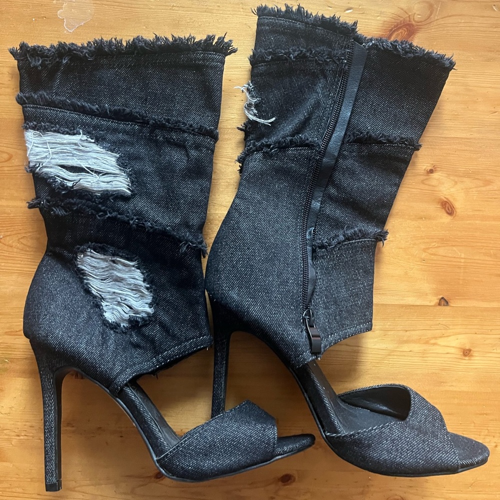 Unique cool distressed open heels size women 7